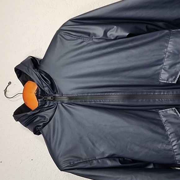 Zara Blue Vinyl Coat Sz. 13-14 cm - Picture 3 of 6